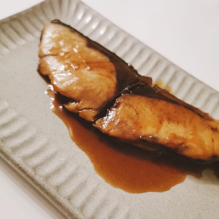 ご飯がすすむ!ぶりの照り焼き